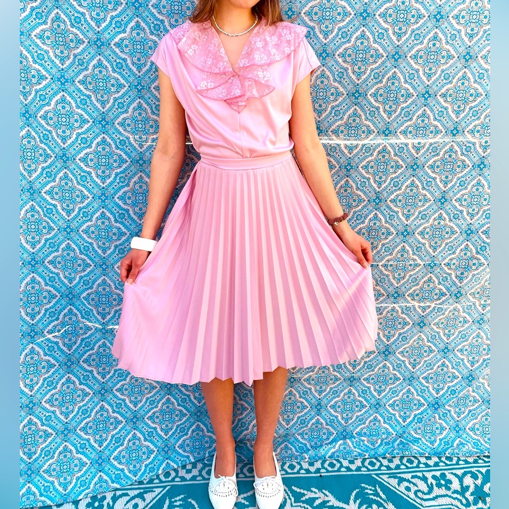 70’s baby pink dress